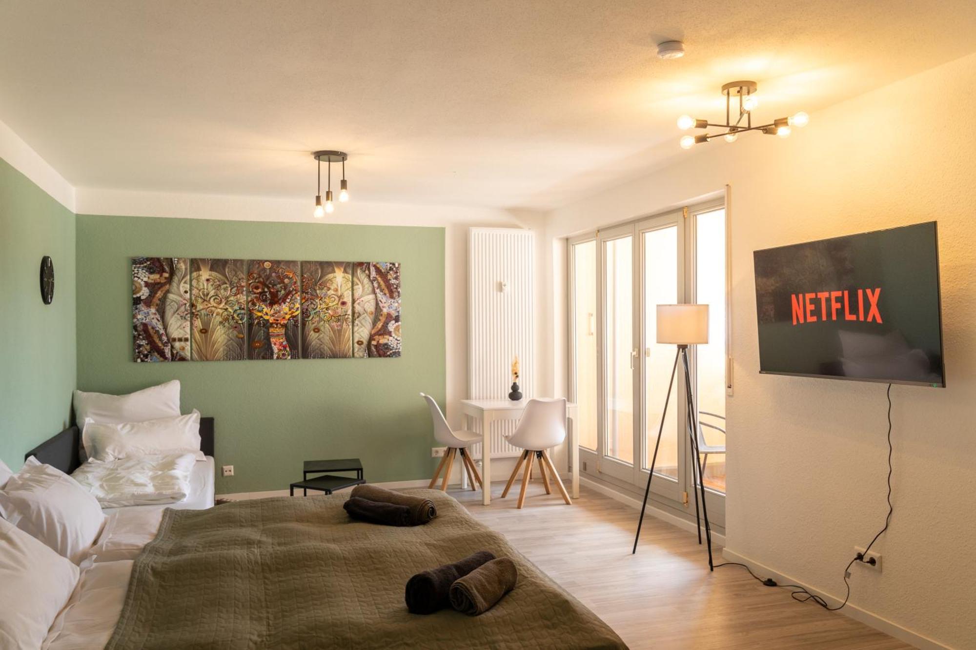 Home Shanti - Studio, Suedvorstadt, Balkon, Tv Leipzig Buitenkant foto