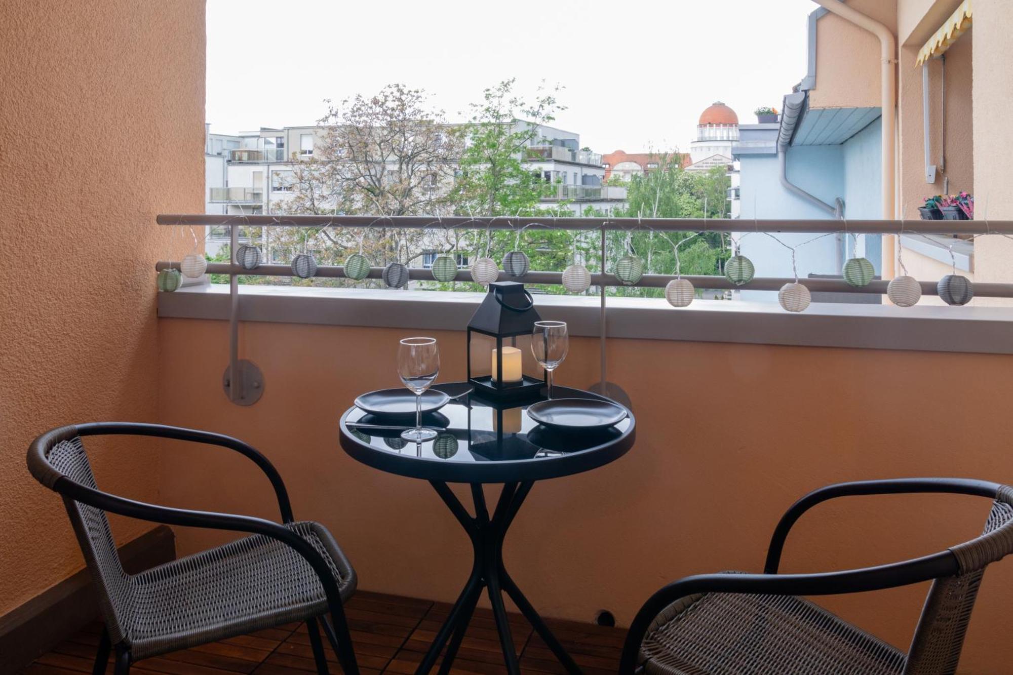 Home Shanti - Studio, Suedvorstadt, Balkon, Tv Leipzig Buitenkant foto